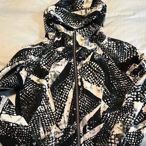 lululemon full zip scuba hoodie, size 6